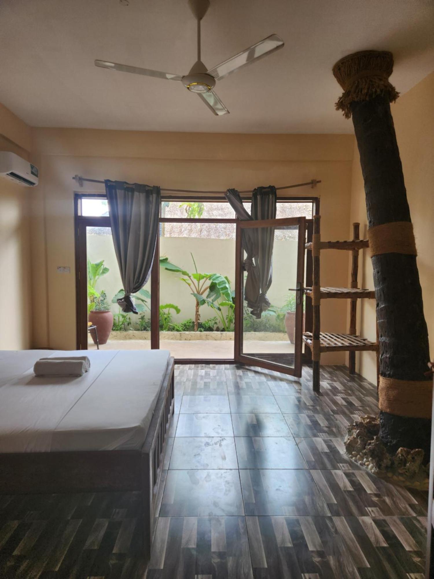 Two Palms Hotel Jambiani  Buitenkant foto