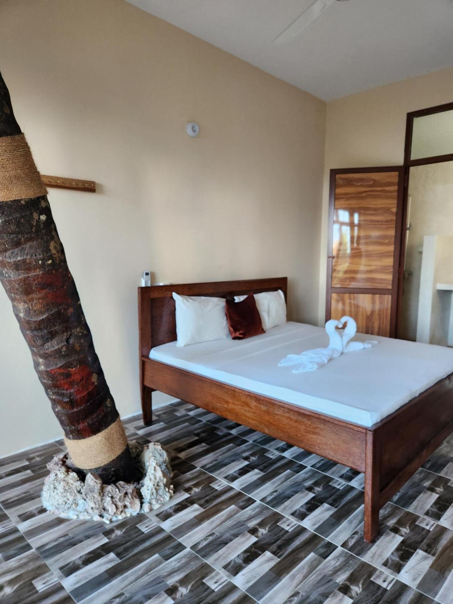 Two Palms Hotel Jambiani  Buitenkant foto