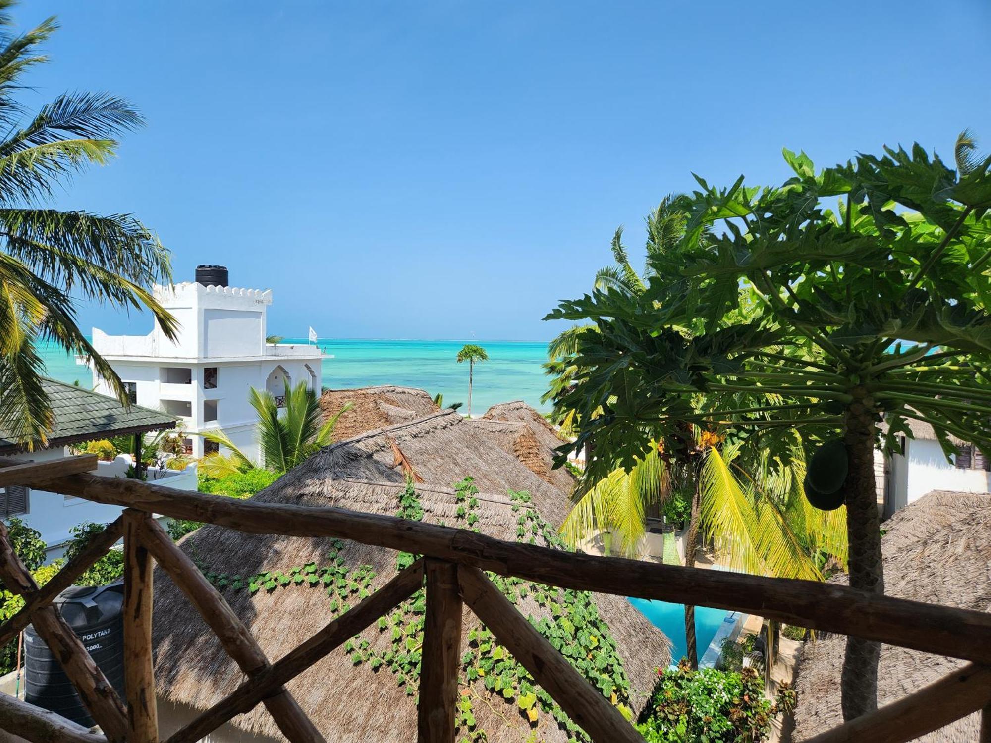 Two Palms Hotel Jambiani  Buitenkant foto