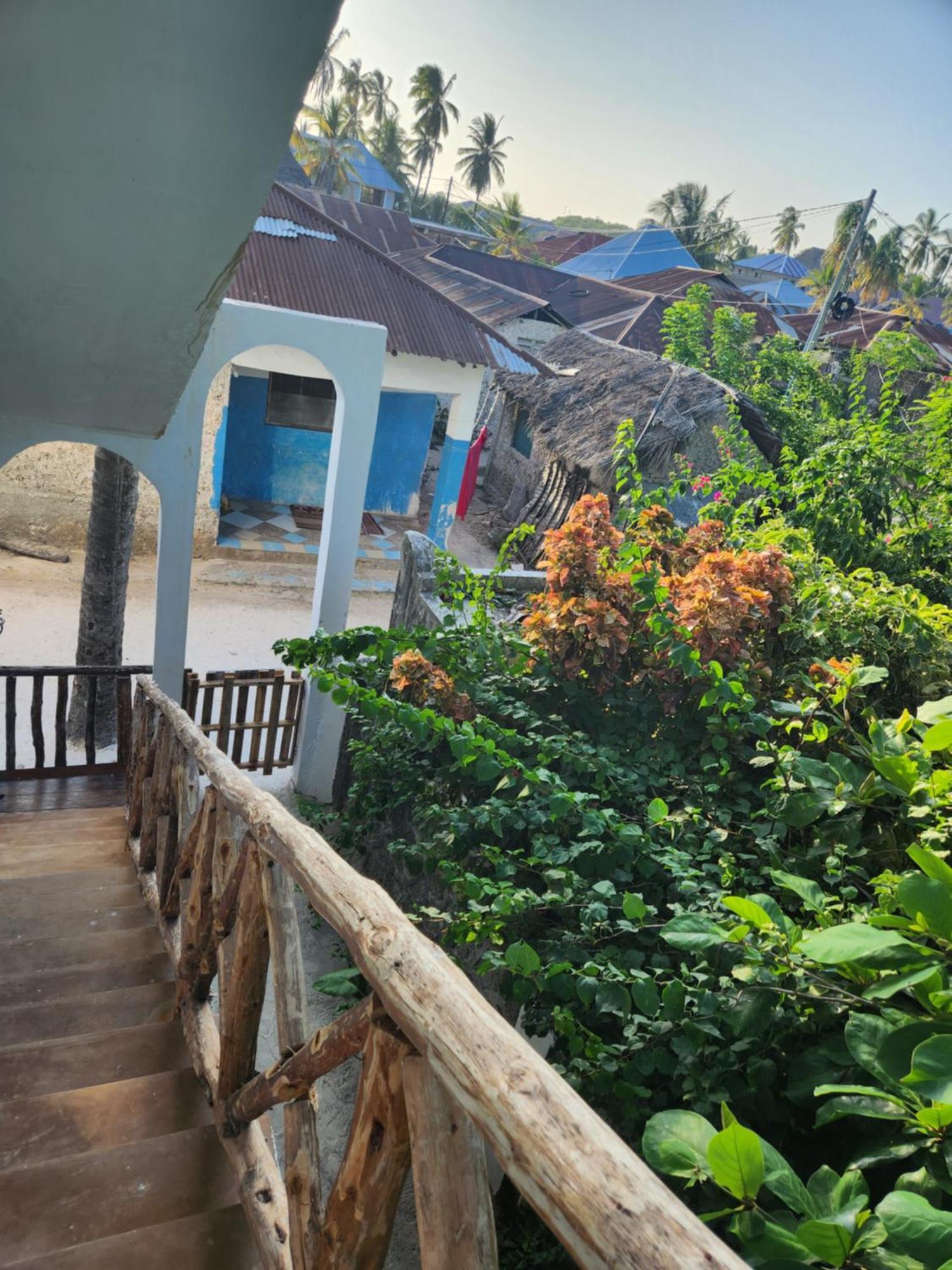 Two Palms Hotel Jambiani  Buitenkant foto